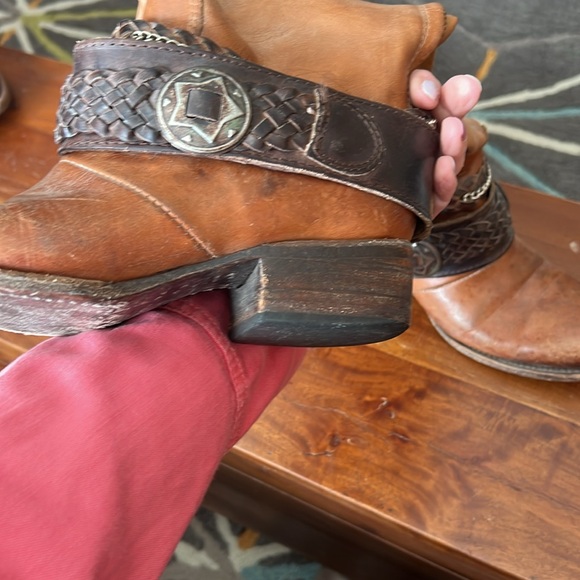 Freebird Breck boots. Super rare. generous calf size. removable adornments - Picture 14 of 14